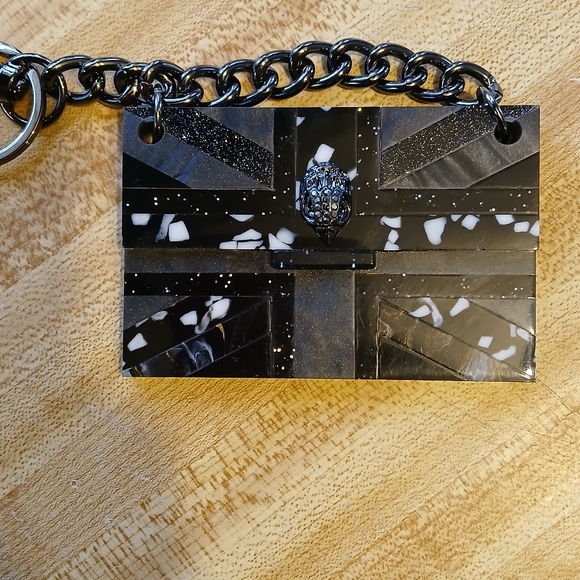 Kurt Geiger NWT/NIB Black & Silver Acrylic Keychain/Bag Charm - Picture 5 of 8